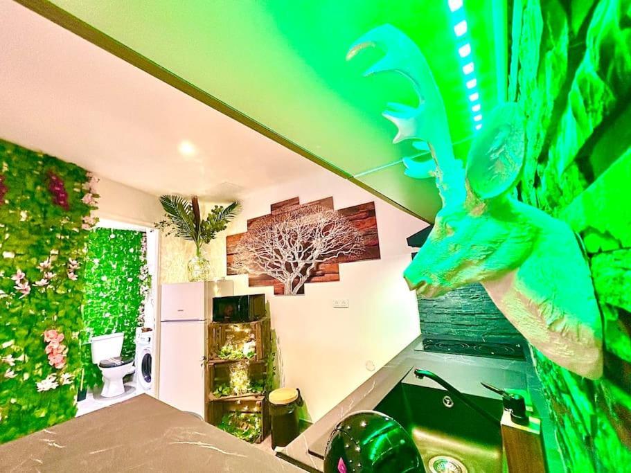 La Foret Enchantee, Centre Ville Pont-Sur-Yonne Экстерьер фото